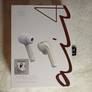 AIRBUDS AIR 4 WHITE AND GOLD WIRELESS EARBUDS + CASE! NEW IN BOX
